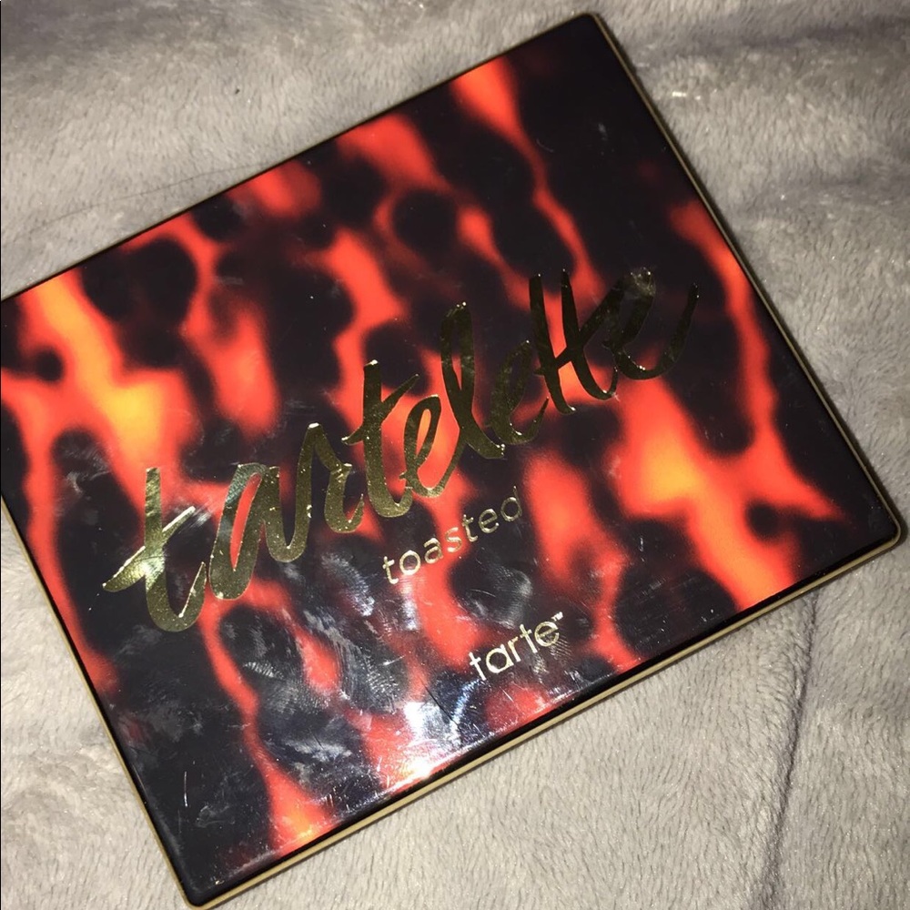 Tartelette Toasted  & Modern Renaissance Anastasia